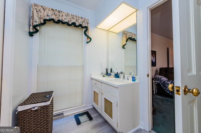 5207 Forest Lake Road, Eastman, GA 31023