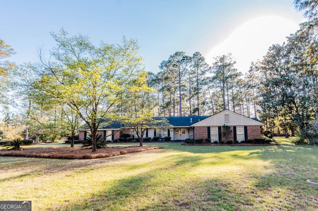5207 Forest Lake Road, Eastman, GA 31023