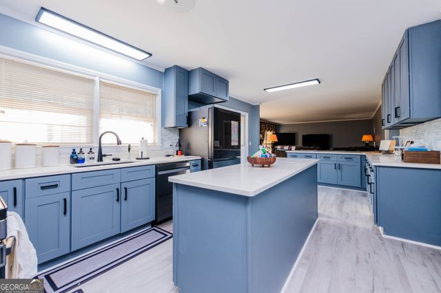 5207 Forest Lake Road, Eastman, GA 31023