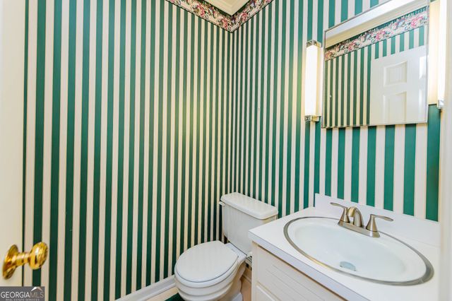 5207 Forest Lake Road, Eastman, GA 31023