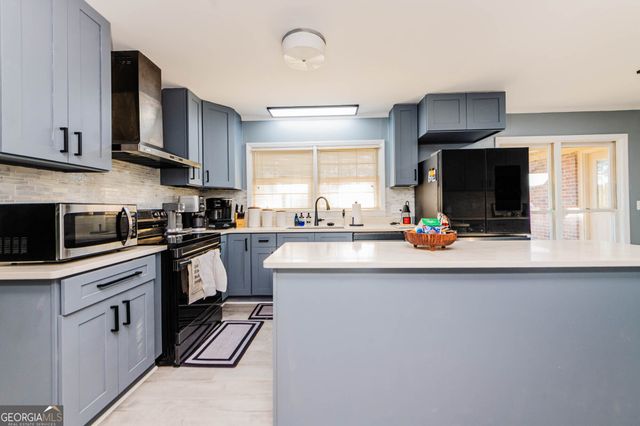 5207 Forest Lake Road, Eastman, GA 31023