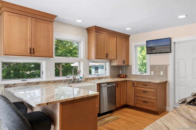 205 Pine Avenue, Southold, NY 11971