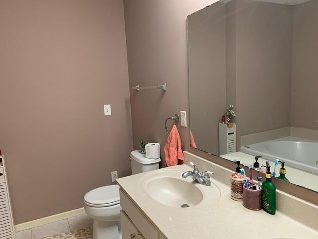 4982 Archer Lane N, Plymouth, MN 55446
