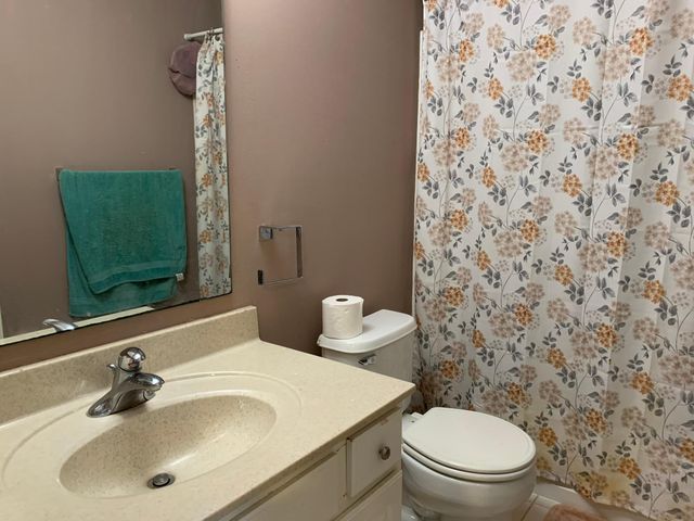 4982 Archer Lane N, Plymouth, MN 55446
