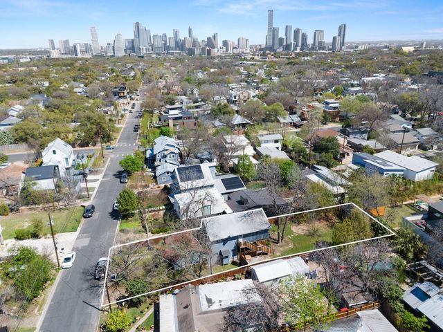 2209 S 3rd ST, Austin, TX 78704