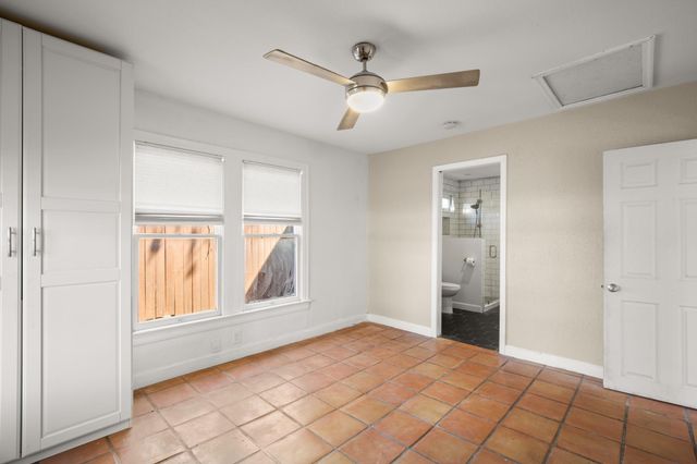 2209 S 3rd ST, Austin, TX 78704