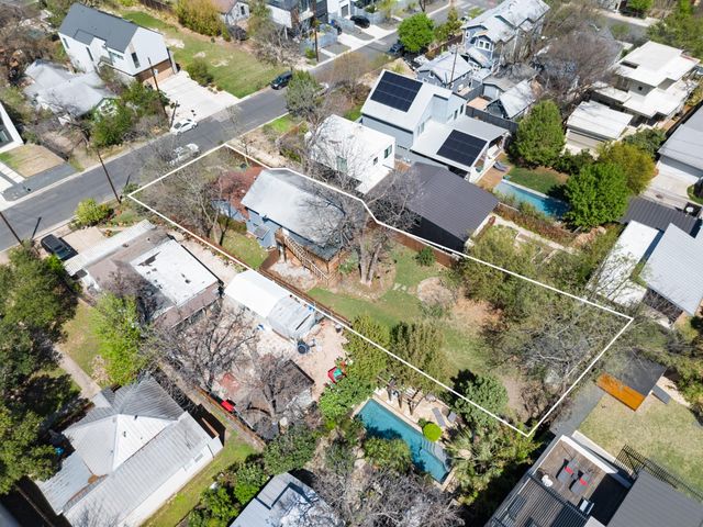 2209 S 3rd ST, Austin, TX 78704