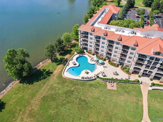 12100 Two Rivers Drive C1, Athens, AL 35611