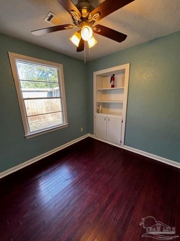 100 Milton Rd, Pensacola, FL 32507