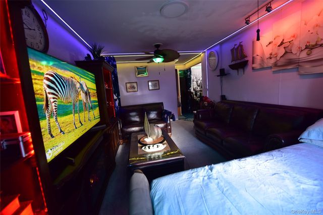 87-50 204 Street A68, Hollis, NY 11423