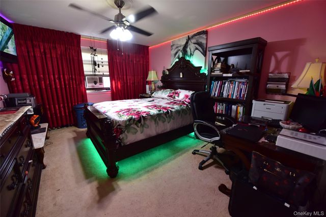 87-50 204 Street A68, Hollis, NY 11423