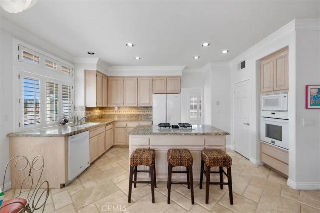 45703 Calle Ayora, Temecula, CA 92592