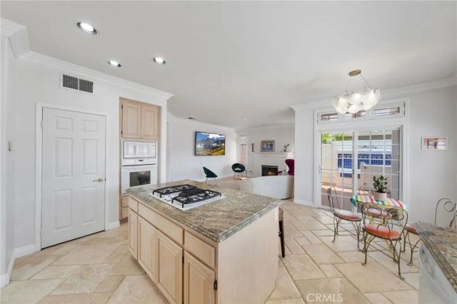 45703 Calle Ayora, Temecula, CA 92592