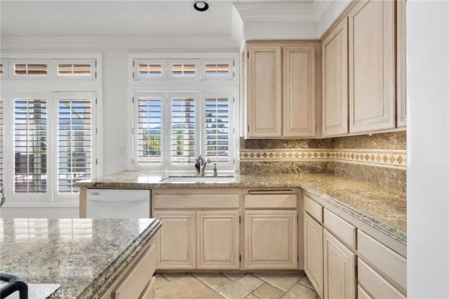 45703 Calle Ayora, Temecula, CA 92592