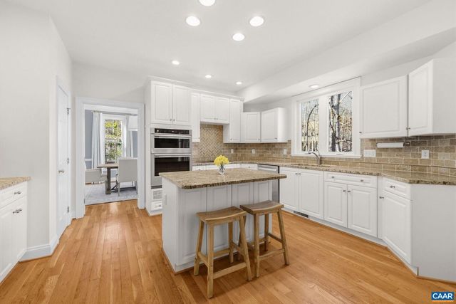 1782 SHELBOURN LN, Keswick, VA 22947