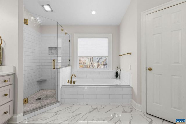 1782 SHELBOURN LN, Keswick, VA 22947