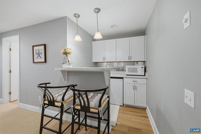 1782 SHELBOURN LN, Keswick, VA 22947