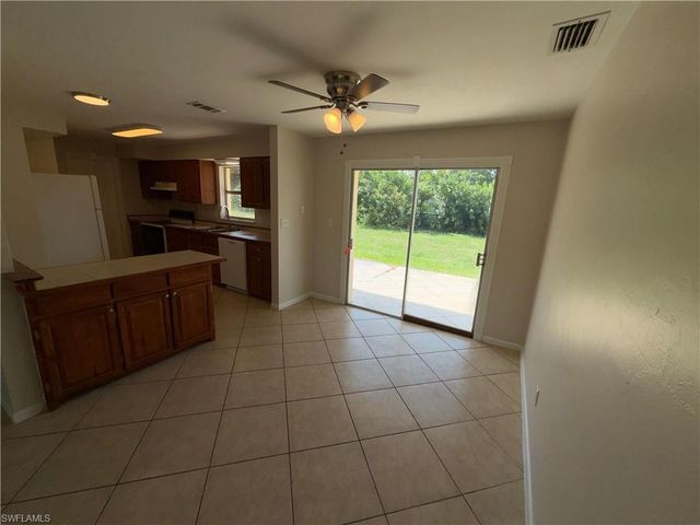 1101 Leeland Heights BLVD E, Lehigh Acres, FL 33936