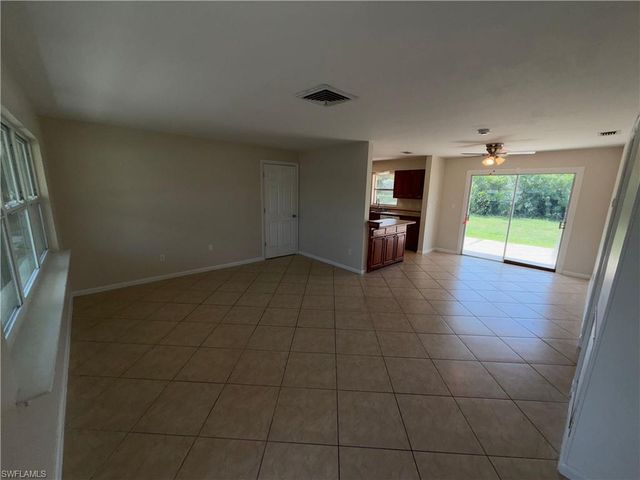 1101 Leeland Heights BLVD E, Lehigh Acres, FL 33936