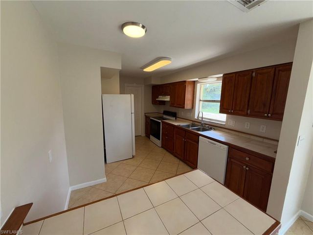 1101 Leeland Heights BLVD E, Lehigh Acres, FL 33936