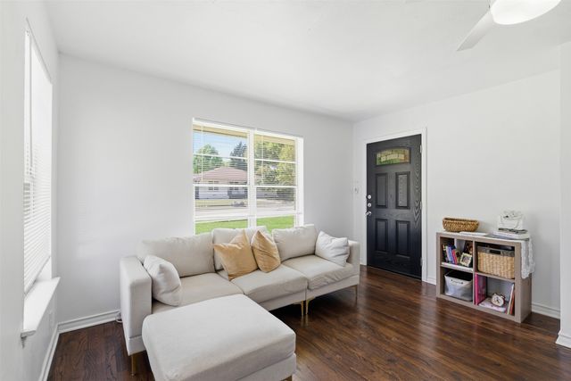 6565 Ascot Lane, Dallas, TX 75214