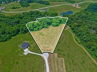 15000 MERIWETHER CT, Boonville, MO 65233