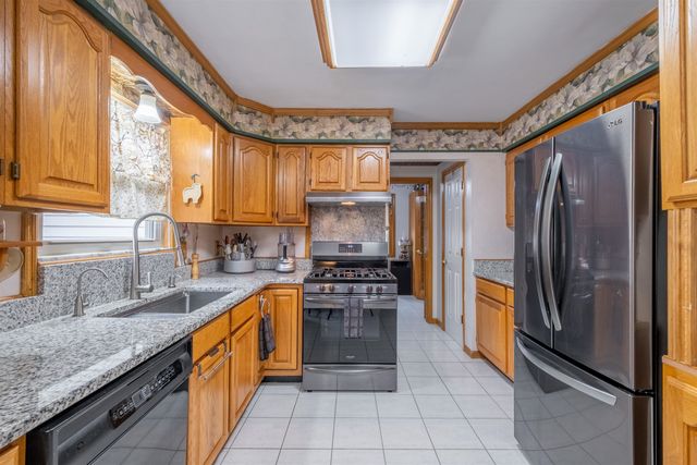 1371 W Vienna Road, Vienna Twp, MI 48420