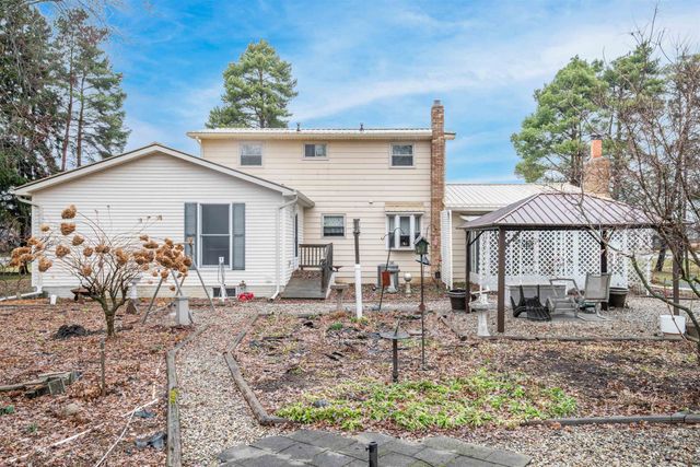 1371 W Vienna Road, Vienna Twp, MI 48420