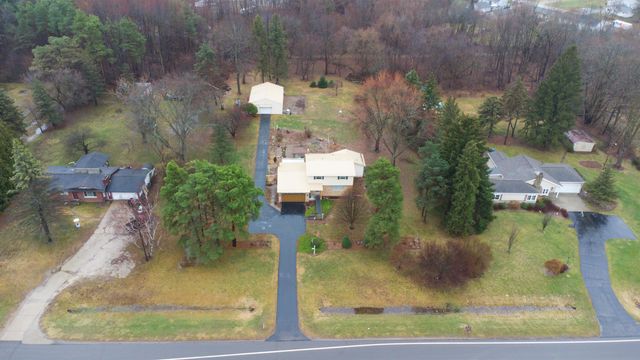 1371 W Vienna Road, Vienna Twp, MI 48420