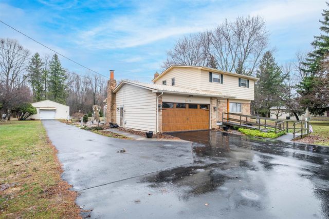 1371 W Vienna Road, Vienna Twp, MI 48420