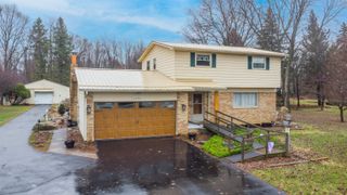 1371 W Vienna Road, Vienna Twp, MI 48420