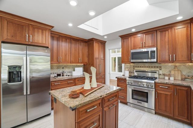 1315 Bright Oaks Court, Los Altos, CA 94024