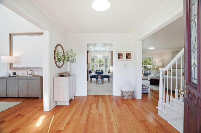 1315 Bright Oaks Court, Los Altos, CA 94024