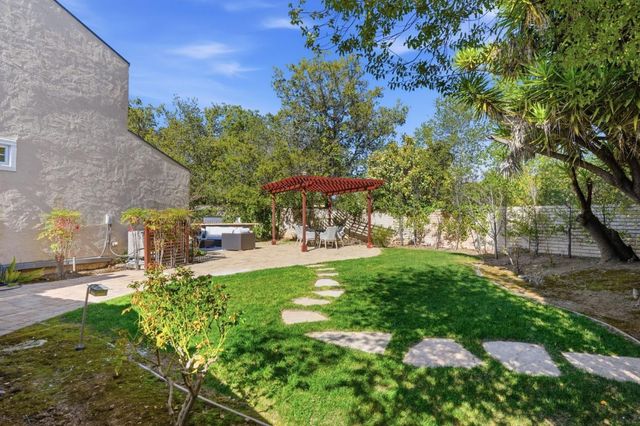 1315 Bright Oaks Court, Los Altos, CA 94024