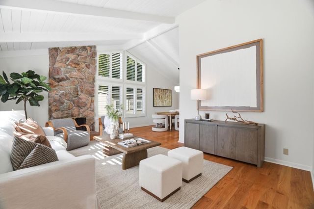 1315 Bright Oaks Court, Los Altos, CA 94024