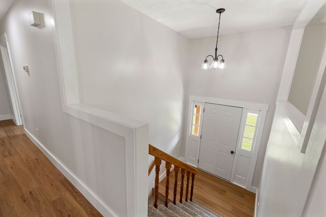 1708 Deer Hollow Dr, Lawrenceburg, TN 38464