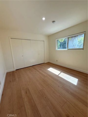 1651 golden gate, Los Angeles, CA 90026