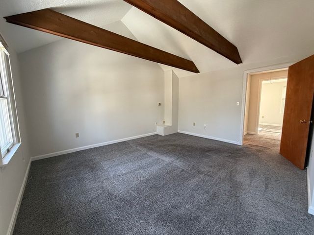 213 Victoria Heights Rd 213, Boston, MA 02136