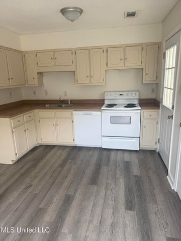 1926 Tissington Drive, Horn Lake, MS 38637