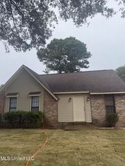 1926 Tissington Drive, Horn Lake, MS 38637
