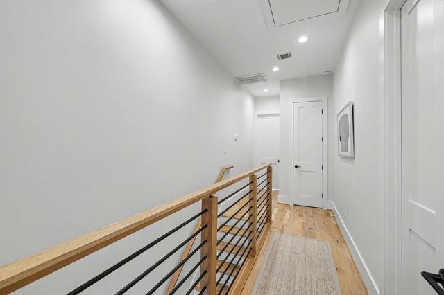 3918 Floyd Street, Houston, TX 77007