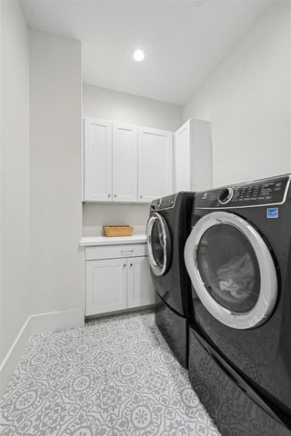3918 Floyd Street, Houston, TX 77007