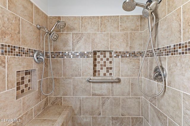 137 Anita Circle, El Paso, TX 79905
