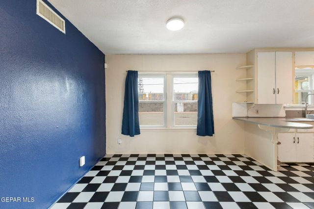 137 Anita Circle, El Paso, TX 79905
