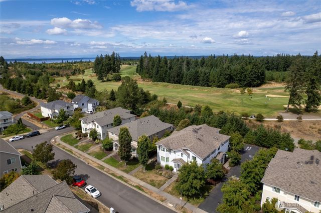 2420 Simmons Street #B, Dupont, WA 98327