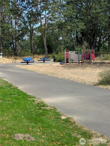 2420 Simmons Street #B, Dupont, WA 98327