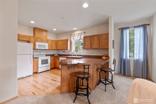 2420 Simmons Street #B, Dupont, WA 98327