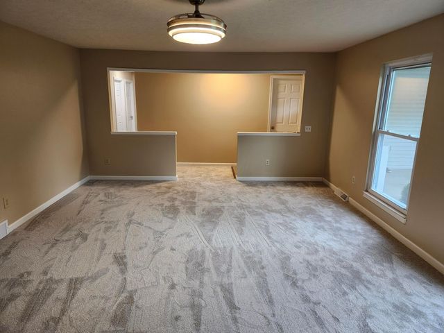 5380 Taylor Lane Avenue, Hilliard, OH 43026