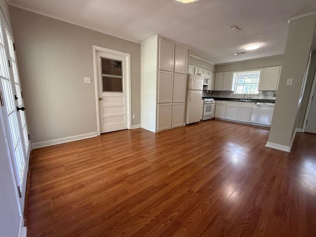 432 Young Street, Livingston, TX 77351