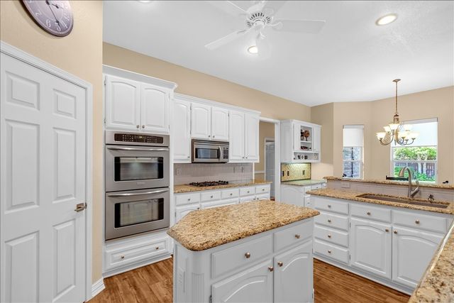 6012 Crestside Drive, Flower Mound, TX 75028